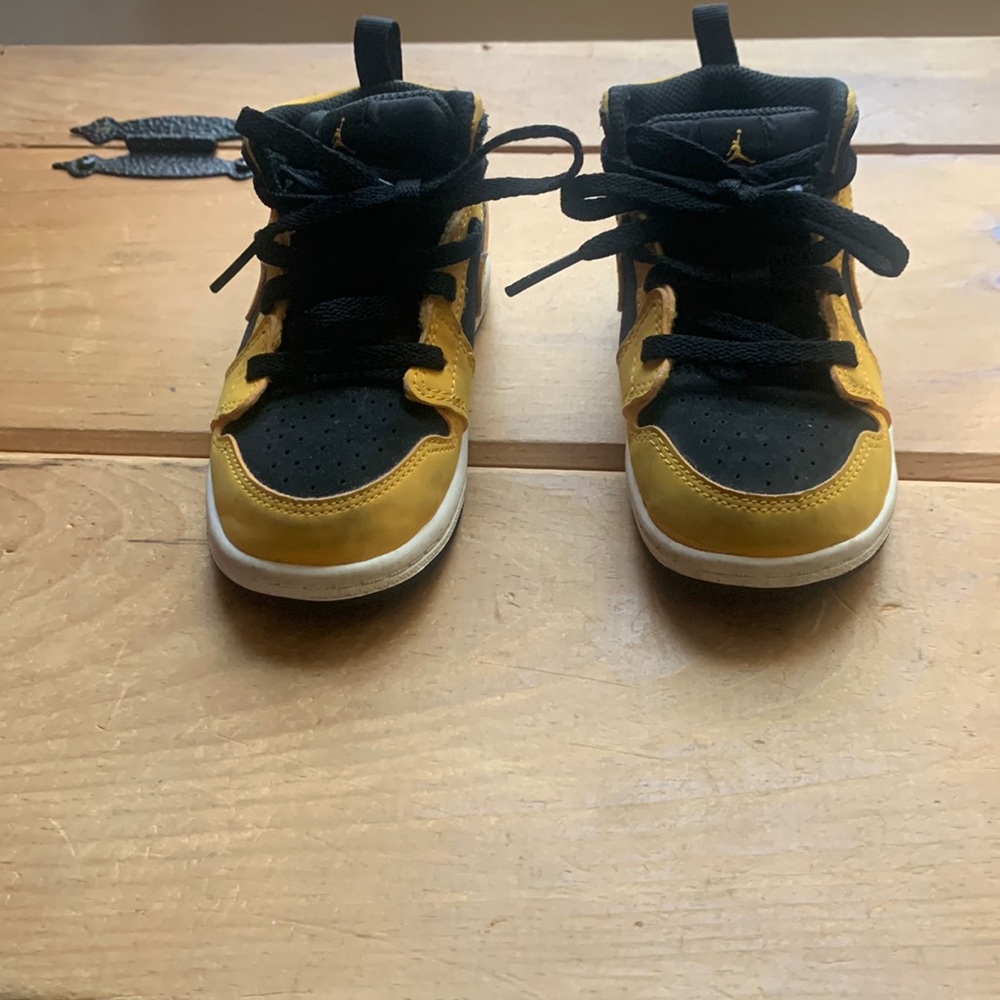 Air Jordan toddler shoes